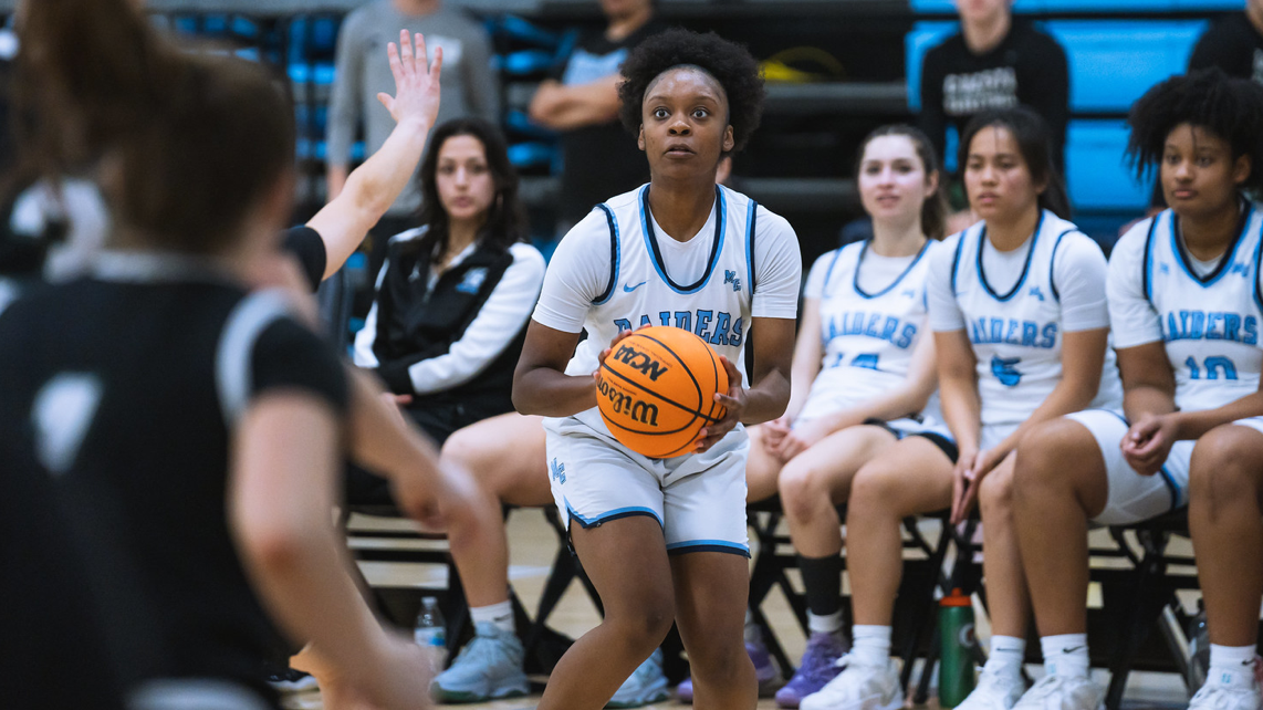 #4 Womens' Basketball defeats Hancock to claim a share of the WSC North title, their 6th straight championship