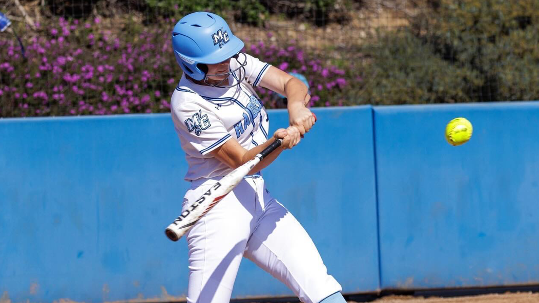 Softball goes 2-2 on the week, defeats Santa Monica to open WSC North action